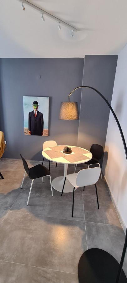 Flat 66 Apartment *