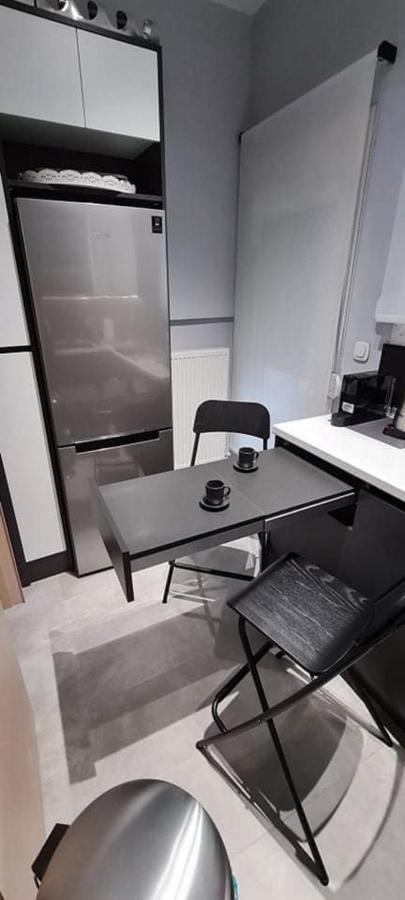 Flat 66 Apartment *